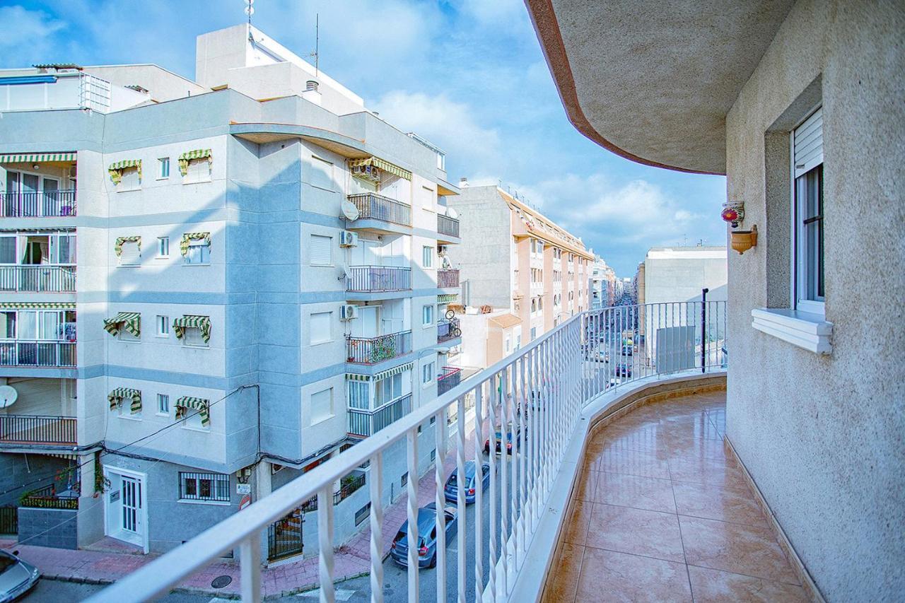 125 City Beach - Alicante Holiday 또레비에하 외부 사진